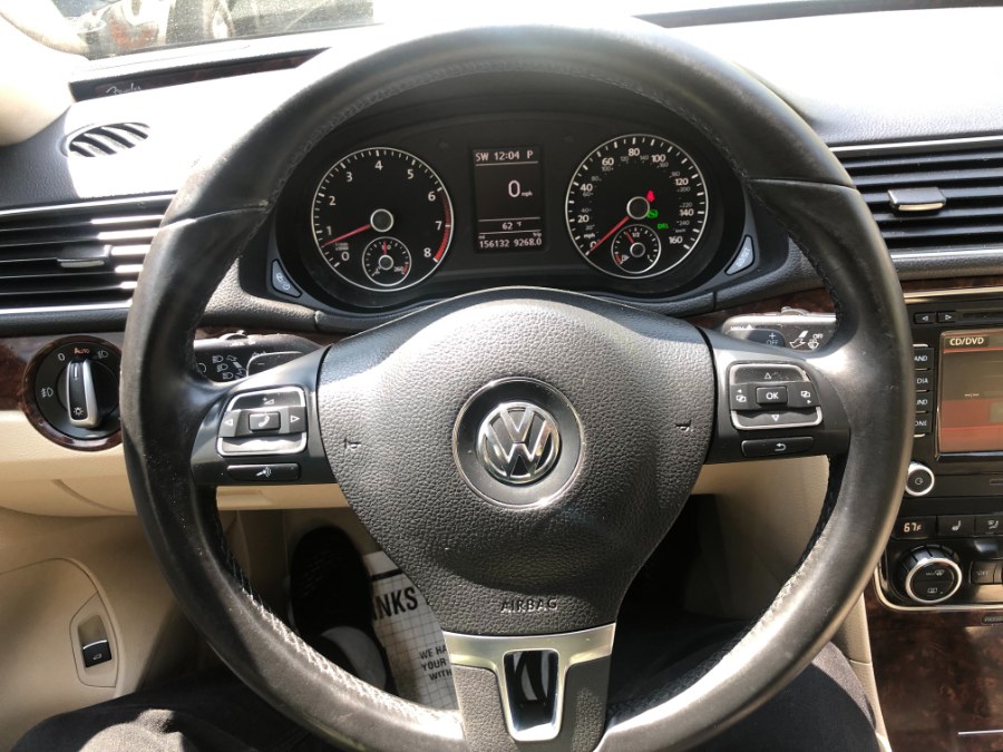 2013 Volkswagen Passat 4dr Sdn 3.6L V6 DSG SEL Premium, available for sale in Bloomingdale, New Jersey | Bloomingdale Auto Group. Bloomingdale, New Jersey