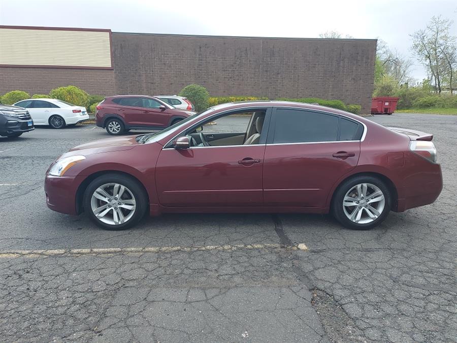 2011 Nissan Altima 4dr Sdn V6 CVT 3.5 SR, available for sale in West Hartford, Connecticut | Chadrad Motors llc. West Hartford, Connecticut 2011 Nissan Altima 4dr Sdn V6 CVT 3.5 SR, available for sale in West Hartford, Connecticut | Chadrad Motors llc. West Hartford, Connecticut