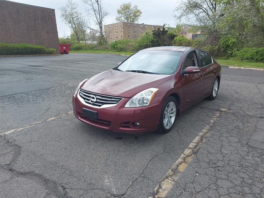 2011 Nissan Altima 4dr Sdn V6 CVT 3.5 SR, available for sale in West Hartford, Connecticut | Chadrad Motors llc. West Hartford, Connecticut 2011 Nissan Altima 4dr Sdn V6 CVT 3.5 SR, available for sale in West Hartford, Connecticut | Chadrad Motors llc. West Hartford, Connecticut
