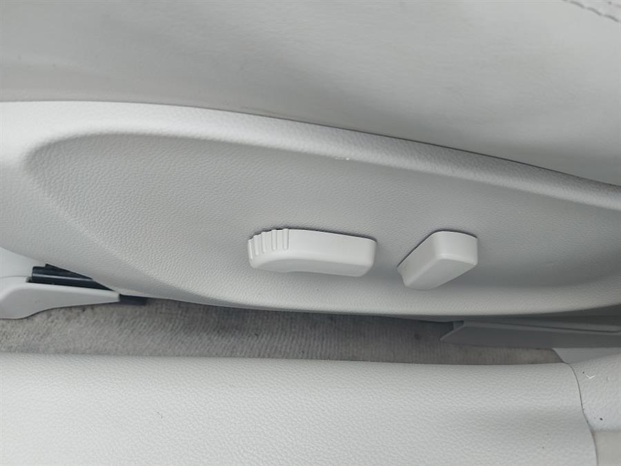 2013 Infiniti G37 Sedan 4dr x AWD, available for sale in West Hartford, Connecticut | Chadrad Motors llc. West Hartford, Connecticut 2013 Infiniti G37 Sedan 4dr x AWD, available for sale in West Hartford, Connecticut | Chadrad Motors llc. West Hartford, Connecticut