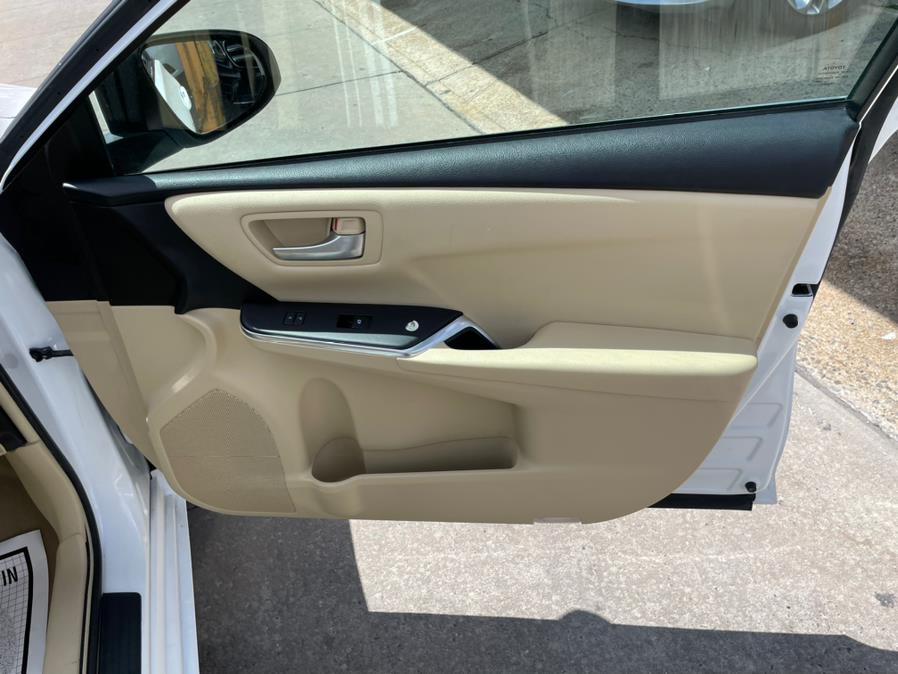 2017 Toyota Camry LE, available for sale in Jamaica, New York | Sylhet Motors Inc.. Jamaica, New York 2017 Toyota Camry LE, available for sale in Jamaica, New York | Sylhet Motors Inc.. Jamaica, New York