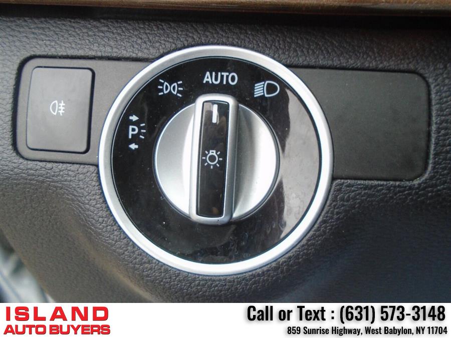 2013 Mercedes-benz E-class E 350 Luxury 4MATIC AWD 4dr Sedan, available for sale in West Babylon, New York | Island Auto Buyers. West Babylon, New York 2013 Mercedes-benz E-class E 350 Luxury 4MATIC AWD 4dr Sedan, available for sale in West Babylon, New York | Island Auto Buyers. West Babylon, New York