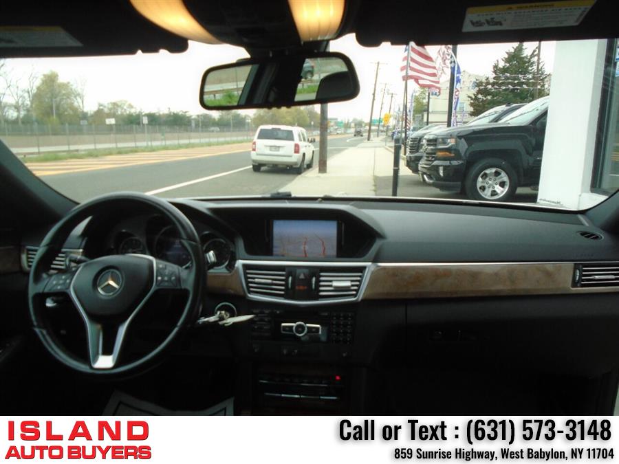 2013 Mercedes-benz E-class E 350 Luxury 4MATIC AWD 4dr Sedan, available for sale in West Babylon, New York | Island Auto Buyers. West Babylon, New York 2013 Mercedes-benz E-class E 350 Luxury 4MATIC AWD 4dr Sedan, available for sale in West Babylon, New York | Island Auto Buyers. West Babylon, New York