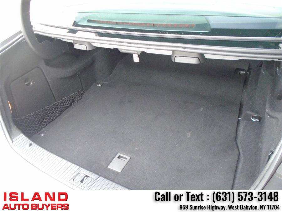 2013 Mercedes-benz E-class E 350 Luxury 4MATIC AWD 4dr Sedan, available for sale in West Babylon, New York | Island Auto Buyers. West Babylon, New York 2013 Mercedes-benz E-class E 350 Luxury 4MATIC AWD 4dr Sedan, available for sale in West Babylon, New York | Island Auto Buyers. West Babylon, New York