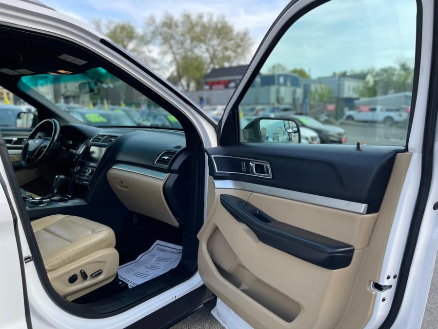 2016 Ford Explorer 4WD 4dr XLT, available for sale in Irvington , New Jersey | Auto Haus of Irvington Corp. Irvington , New Jersey 2016 Ford Explorer 4WD 4dr XLT, available for sale in Irvington , New Jersey | Auto Haus of Irvington Corp. Irvington , New Jersey