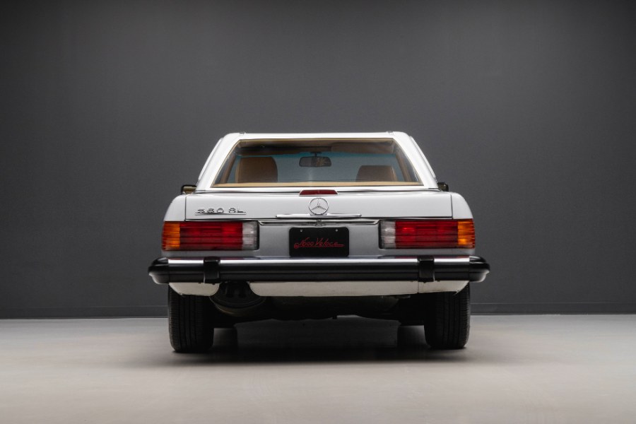1988 Mercedes-Benz 560 Series 2dr Roadster 560SL, available for sale in North Salem, New York | Meccanic Shop North Inc. North Salem, New York 1988 Mercedes-Benz 560 Series 2dr Roadster 560SL, available for sale in North Salem, New York | Meccanic Shop North Inc. North Salem, New York