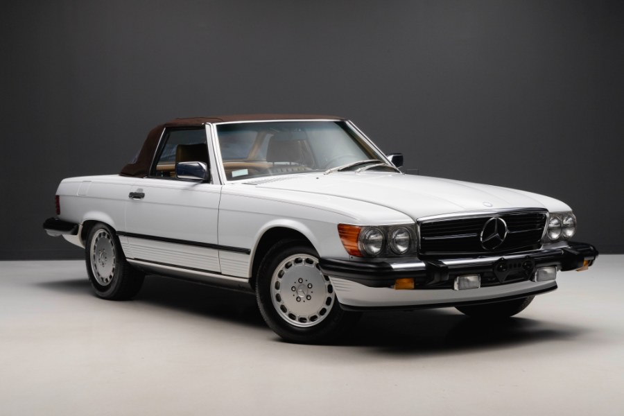 1988 Mercedes-Benz 560 Series 2dr Roadster 560SL, available for sale in North Salem, New York | Meccanic Shop North Inc. North Salem, New York 1988 Mercedes-Benz 560 Series 2dr Roadster 560SL, available for sale in North Salem, New York | Meccanic Shop North Inc. North Salem, New York