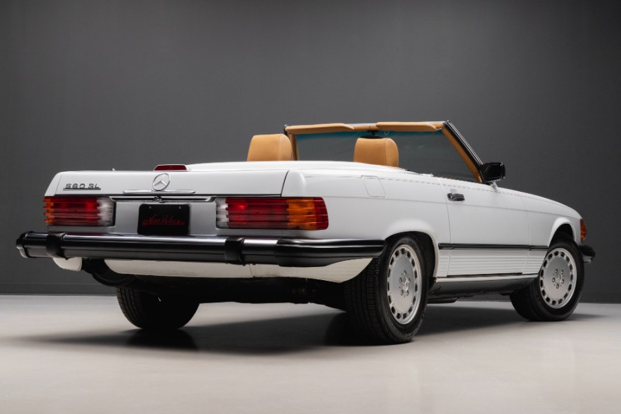 1988 Mercedes-Benz 560 Series 2dr Roadster 560SL, available for sale in North Salem, New York | Meccanic Shop North Inc. North Salem, New York 1988 Mercedes-Benz 560 Series 2dr Roadster 560SL, available for sale in North Salem, New York | Meccanic Shop North Inc. North Salem, New York