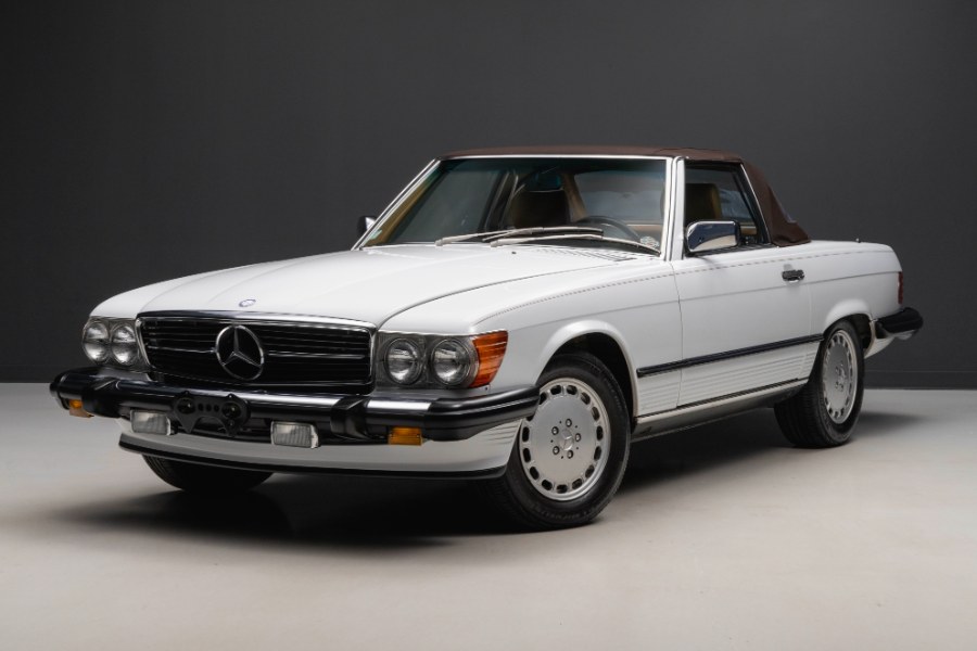 1988 Mercedes-Benz 560 Series 2dr Roadster 560SL, available for sale in North Salem, New York | Meccanic Shop North Inc. North Salem, New York 1988 Mercedes-Benz 560 Series 2dr Roadster 560SL, available for sale in North Salem, New York | Meccanic Shop North Inc. North Salem, New York