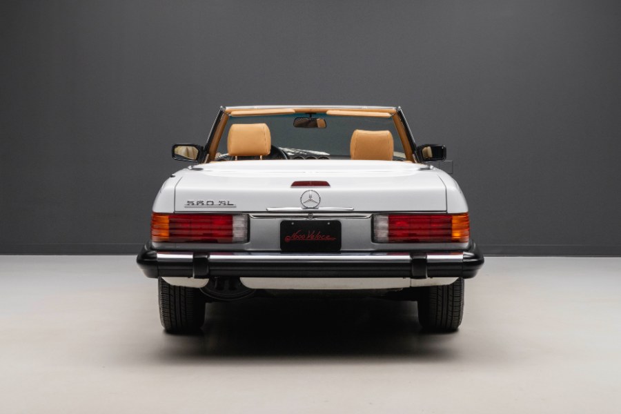 1988 Mercedes-Benz 560 Series 2dr Roadster 560SL, available for sale in North Salem, New York | Meccanic Shop North Inc. North Salem, New York 1988 Mercedes-Benz 560 Series 2dr Roadster 560SL, available for sale in North Salem, New York | Meccanic Shop North Inc. North Salem, New York