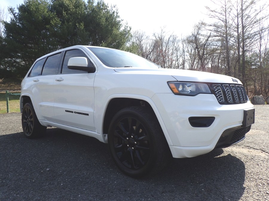 2018 Jeep Grand Cherokee Altitude 4x4 *Ltd Avail*, available for sale in Storrs, Connecticut | Eagleville Motors. Storrs, Connecticut 2018 Jeep Grand Cherokee Altitude 4x4 *Ltd Avail*, available for sale in Storrs, Connecticut | Eagleville Motors. Storrs, Connecticut