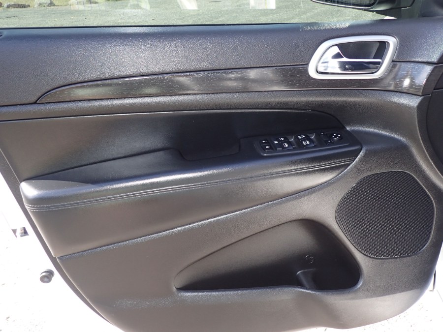 2018 Jeep Grand Cherokee Altitude 4x4 *Ltd Avail*, available for sale in Storrs, Connecticut | Eagleville Motors. Storrs, Connecticut 2018 Jeep Grand Cherokee Altitude 4x4 *Ltd Avail*, available for sale in Storrs, Connecticut | Eagleville Motors. Storrs, Connecticut