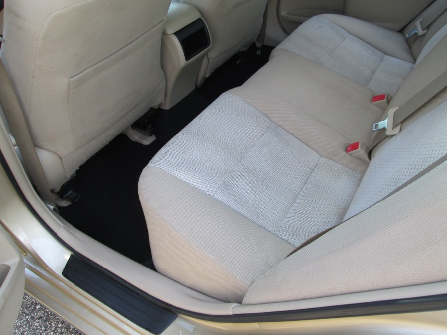 2012 Toyota Camry 4dr Sdn I4 Auto LE (Natl), available for sale in Levittown, Pennsylvania | Levittown Auto. Levittown, Pennsylvania 2012 Toyota Camry 4dr Sdn I4 Auto LE (Natl), available for sale in Levittown, Pennsylvania | Levittown Auto. Levittown, Pennsylvania