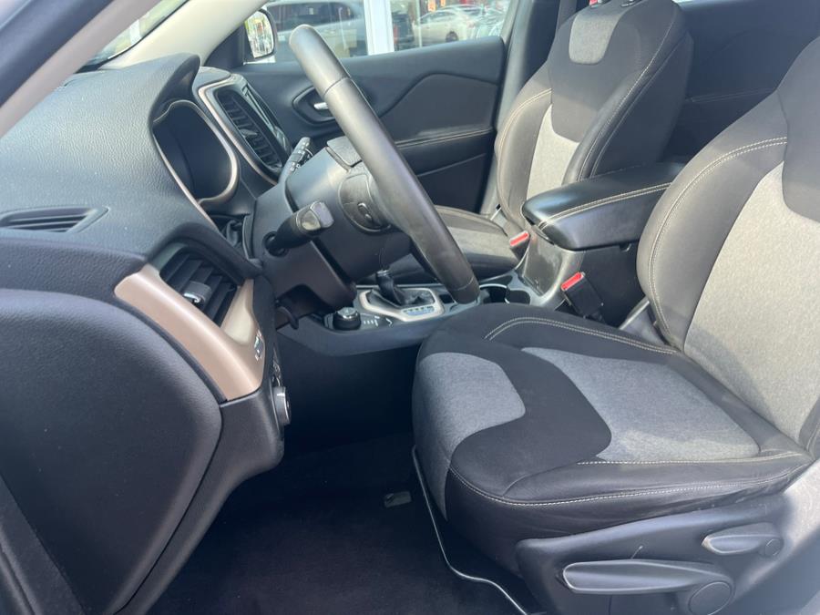 2014 Jeep Cherokee Latitude. CLEAN CARFAX. LOW MILES!!!, available for sale in Rosedale, New York | Sunrise Auto Sales. Rosedale, New York 2014 Jeep Cherokee Latitude. CLEAN CARFAX. LOW MILES!!!, available for sale in Rosedale, New York | Sunrise Auto Sales. Rosedale, New York