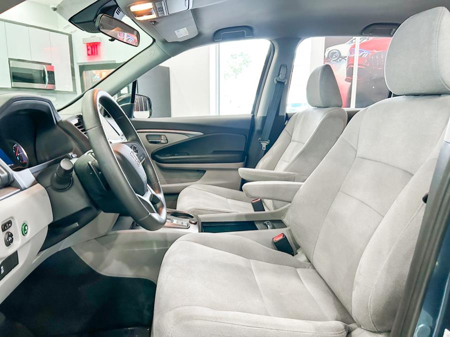 2021 Honda Pilot EX AWD, available for sale in Franklin Square, New York | Luxury Motor Club. Franklin Square, New York 2021 Honda Pilot EX AWD, available for sale in Franklin Square, New York | Luxury Motor Club. Franklin Square, New York