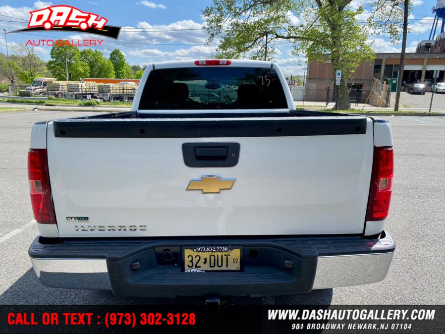 2009 Chevrolet Silverado 1500 4WD Ext Cab 143.5" Work Truck, available for sale in Newark, New Jersey | Dash Auto Gallery Inc.. Newark, New Jersey 2009 Chevrolet Silverado 1500 4WD Ext Cab 143.5" Work Truck, available for sale in Newark, New Jersey | Dash Auto Gallery Inc.. Newark, New Jersey