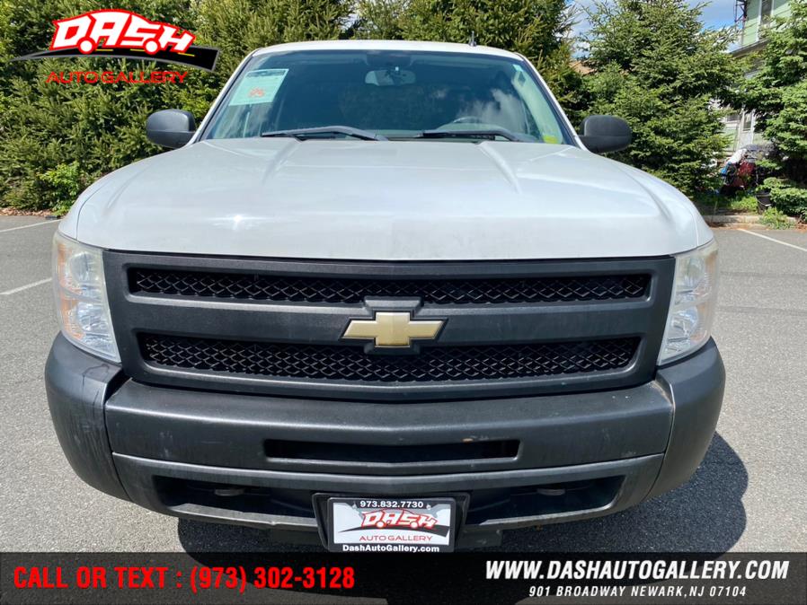 2009 Chevrolet Silverado 1500 4WD Ext Cab 143.5" Work Truck, available for sale in Newark, New Jersey | Dash Auto Gallery Inc.. Newark, New Jersey 2009 Chevrolet Silverado 1500 4WD Ext Cab 143.5" Work Truck, available for sale in Newark, New Jersey | Dash Auto Gallery Inc.. Newark, New Jersey
