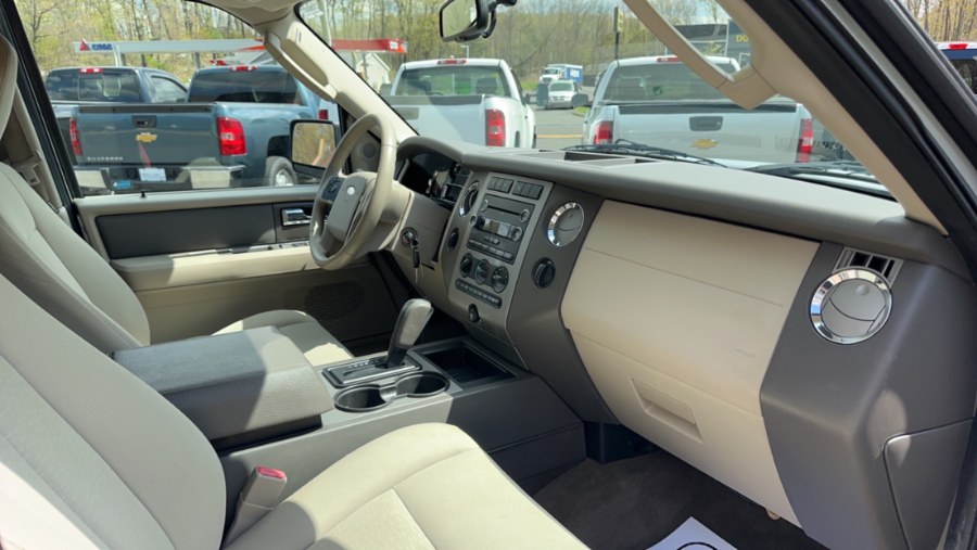 2011 Ford Expedition 4WD 4dr XLT, available for sale in Waterbury, Connecticut | West End Automotive Center. Waterbury, Connecticut 2011 Ford Expedition 4WD 4dr XLT, available for sale in Waterbury, Connecticut | West End Automotive Center. Waterbury, Connecticut