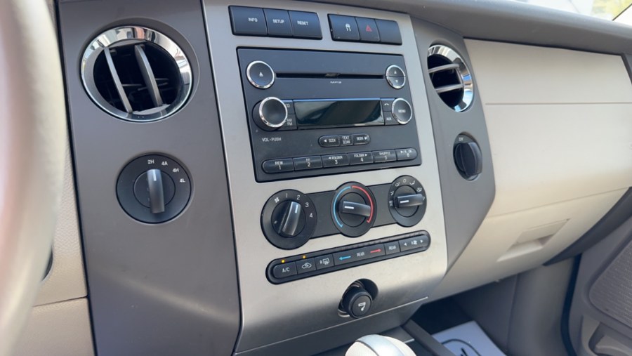2011 Ford Expedition 4WD 4dr XLT, available for sale in Waterbury, Connecticut | West End Automotive Center. Waterbury, Connecticut 2011 Ford Expedition 4WD 4dr XLT, available for sale in Waterbury, Connecticut | West End Automotive Center. Waterbury, Connecticut