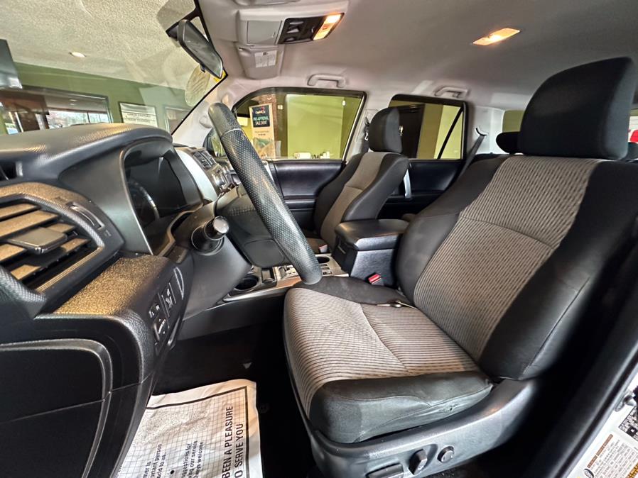 2017 Toyota 4Runner SR5 4WD (Natl), available for sale in West Hartford, Connecticut | AutoMax. West Hartford, Connecticut 2017 Toyota 4Runner SR5 4WD (Natl), available for sale in West Hartford, Connecticut | AutoMax. West Hartford, Connecticut