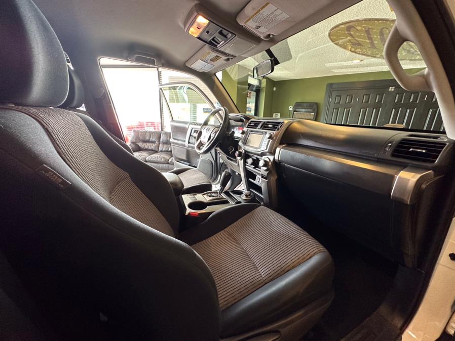 2017 Toyota 4Runner SR5 4WD (Natl), available for sale in West Hartford, Connecticut | AutoMax. West Hartford, Connecticut 2017 Toyota 4Runner SR5 4WD (Natl), available for sale in West Hartford, Connecticut | AutoMax. West Hartford, Connecticut