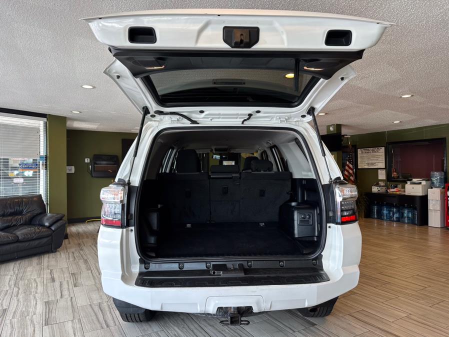 2017 Toyota 4Runner SR5 4WD (Natl), available for sale in West Hartford, Connecticut | AutoMax. West Hartford, Connecticut 2017 Toyota 4Runner SR5 4WD (Natl), available for sale in West Hartford, Connecticut | AutoMax. West Hartford, Connecticut