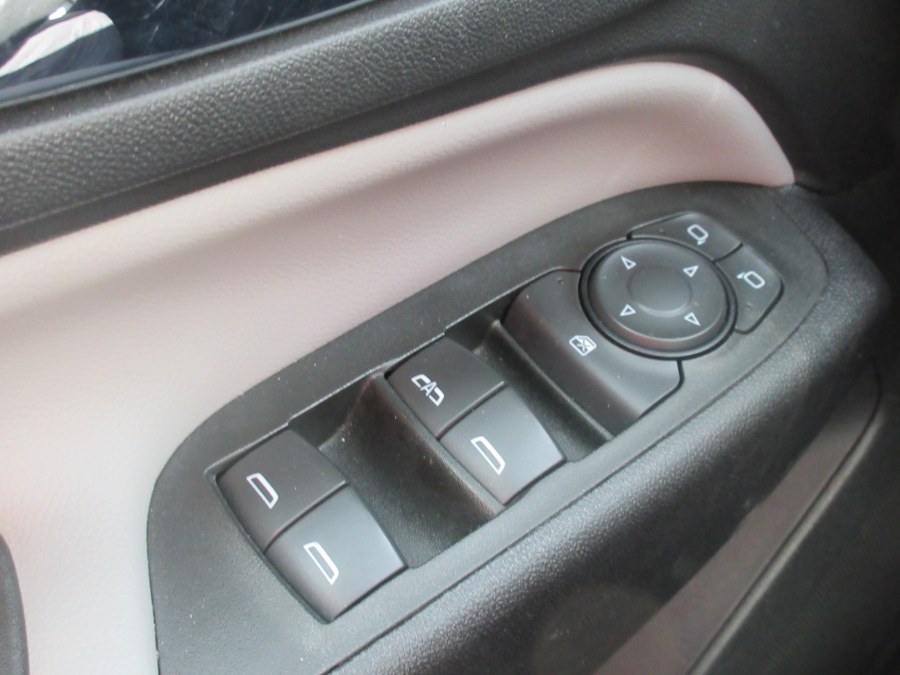 2022 Chevrolet Equinox FWD 4dr LT w/1LT, available for sale in Linden, New Jersey | Route 27 Auto Mall. Linden, New Jersey 2022 Chevrolet Equinox FWD 4dr LT w/1LT, available for sale in Linden, New Jersey | Route 27 Auto Mall. Linden, New Jersey