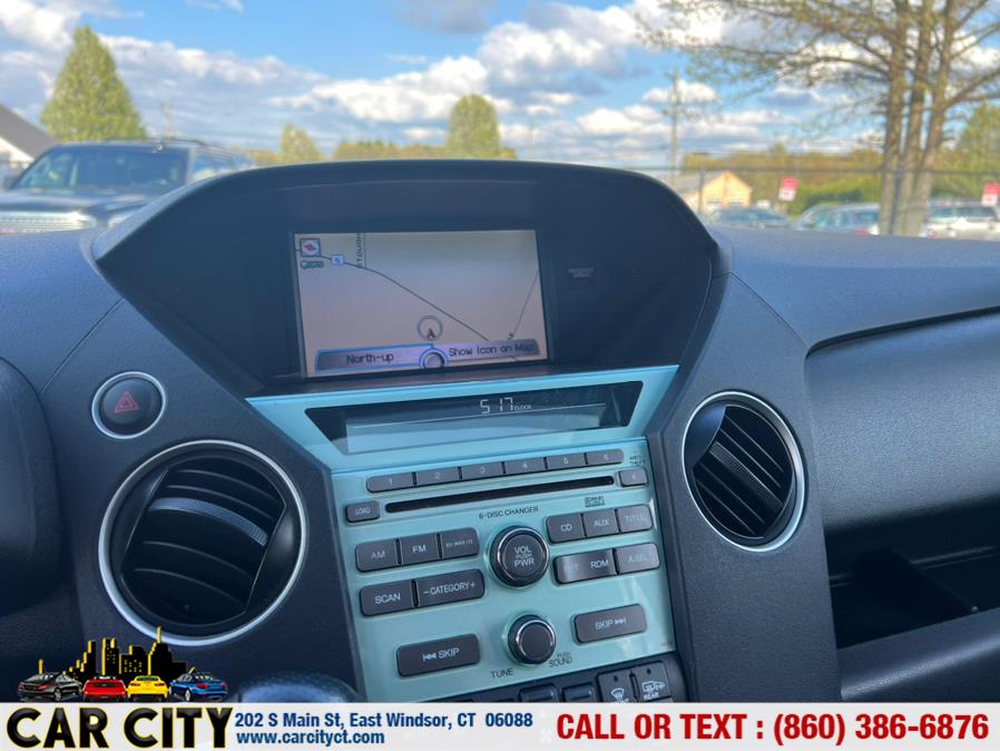 2011 Honda Pilot 4WD 4dr EX-L w/Navi, available for sale in East Windsor, Connecticut | Car City LLC. East Windsor, Connecticut 2011 Honda Pilot 4WD 4dr EX-L w/Navi, available for sale in East Windsor, Connecticut | Car City LLC. East Windsor, Connecticut