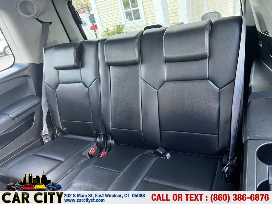 2011 Honda Pilot 4WD 4dr EX-L w/Navi, available for sale in East Windsor, Connecticut | Car City LLC. East Windsor, Connecticut 2011 Honda Pilot 4WD 4dr EX-L w/Navi, available for sale in East Windsor, Connecticut | Car City LLC. East Windsor, Connecticut