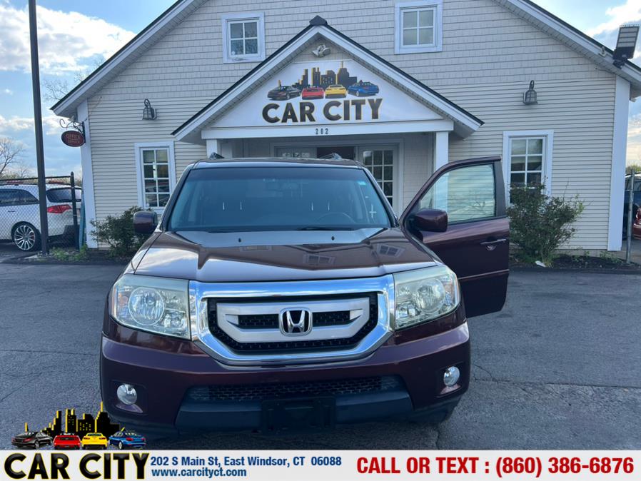 2011 Honda Pilot 4WD 4dr EX-L w/Navi, available for sale in East Windsor, Connecticut | Car City LLC. East Windsor, Connecticut 2011 Honda Pilot 4WD 4dr EX-L w/Navi, available for sale in East Windsor, Connecticut | Car City LLC. East Windsor, Connecticut