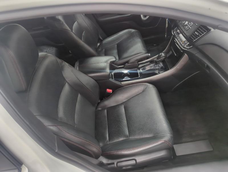 2017 Honda Accord Sedan Sport SE, available for sale in Maple Shade, New Jersey | Car Revolution. Maple Shade, New Jersey 2017 Honda Accord Sedan Sport SE, available for sale in Maple Shade, New Jersey | Car Revolution. Maple Shade, New Jersey