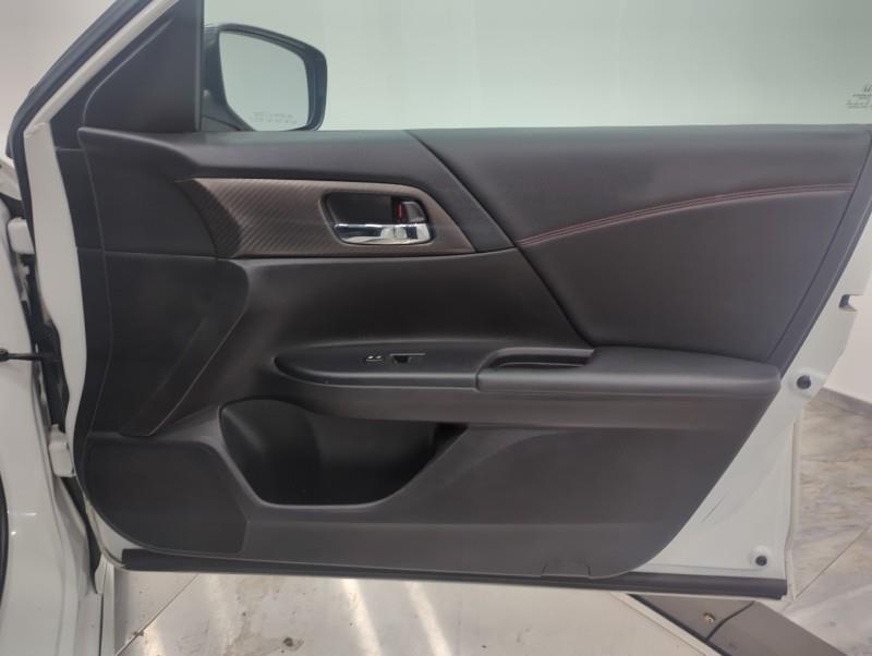2017 Honda Accord Sedan Sport SE, available for sale in Maple Shade, New Jersey | Car Revolution. Maple Shade, New Jersey 2017 Honda Accord Sedan Sport SE, available for sale in Maple Shade, New Jersey | Car Revolution. Maple Shade, New Jersey