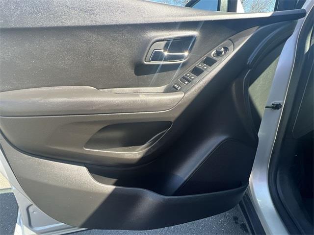 2020 Chevrolet Trax LS, available for sale in Avon, Connecticut | Sullivan Automotive Group. Avon, Connecticut 2020 Chevrolet Trax LS, available for sale in Avon, Connecticut | Sullivan Automotive Group. Avon, Connecticut
