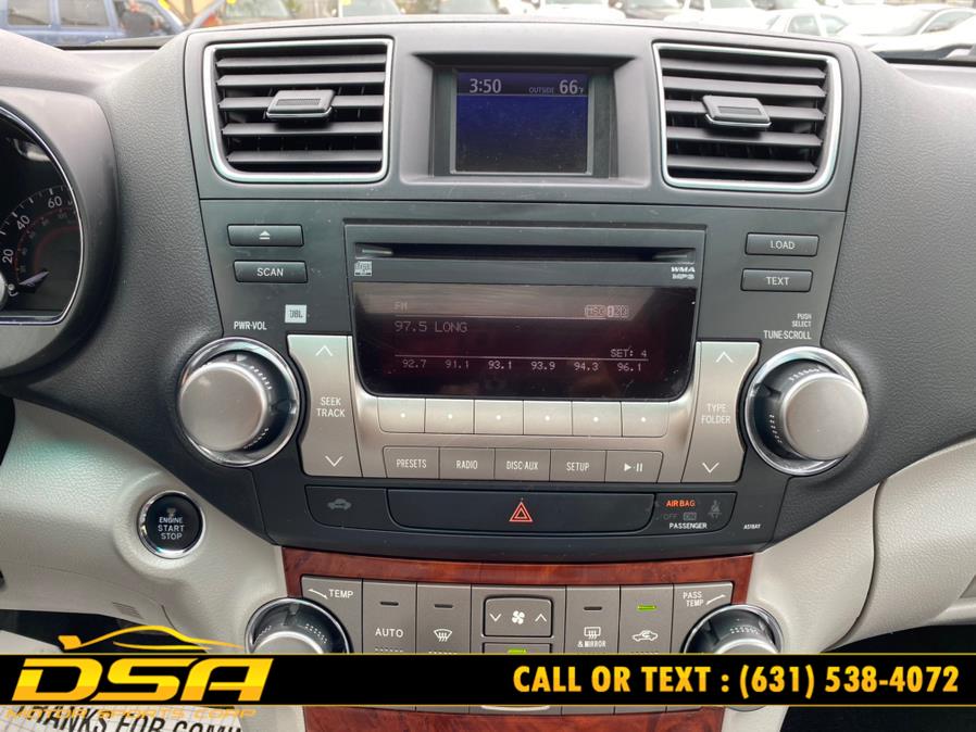 2012 Toyota Highlander 4WD 4dr V6 Limited (Natl), available for sale in Commack, New York | DSA Motor Sports Corp. Commack, New York 2012 Toyota Highlander 4WD 4dr V6 Limited (Natl), available for sale in Commack, New York | DSA Motor Sports Corp. Commack, New York