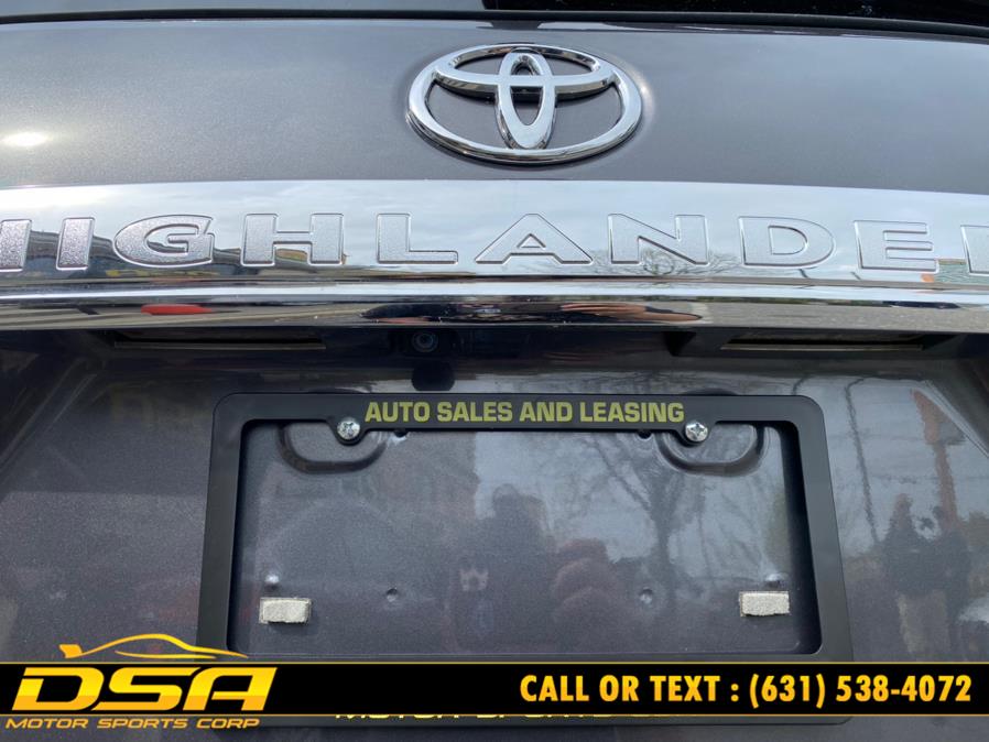 2012 Toyota Highlander 4WD 4dr V6 Limited (Natl), available for sale in Commack, New York | DSA Motor Sports Corp. Commack, New York 2012 Toyota Highlander 4WD 4dr V6 Limited (Natl), available for sale in Commack, New York | DSA Motor Sports Corp. Commack, New York