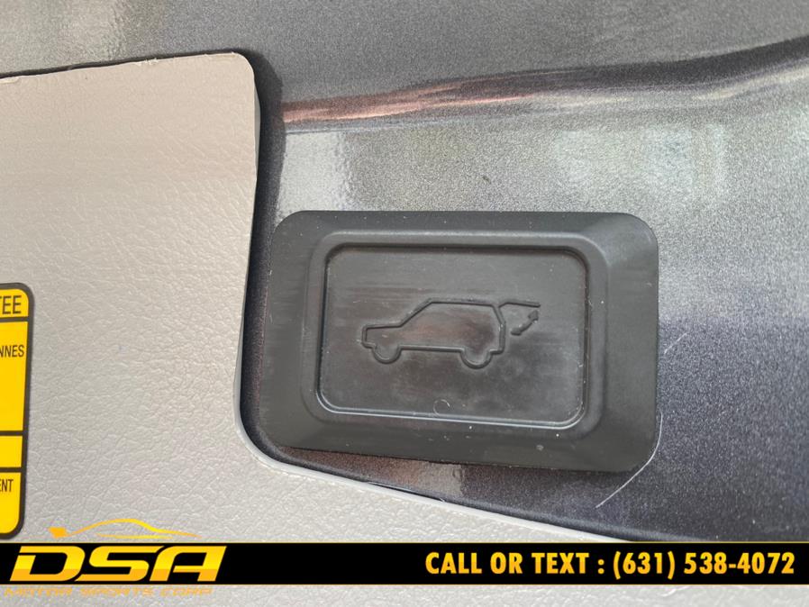 2012 Toyota Highlander 4WD 4dr V6 Limited (Natl), available for sale in Commack, New York | DSA Motor Sports Corp. Commack, New York 2012 Toyota Highlander 4WD 4dr V6 Limited (Natl), available for sale in Commack, New York | DSA Motor Sports Corp. Commack, New York