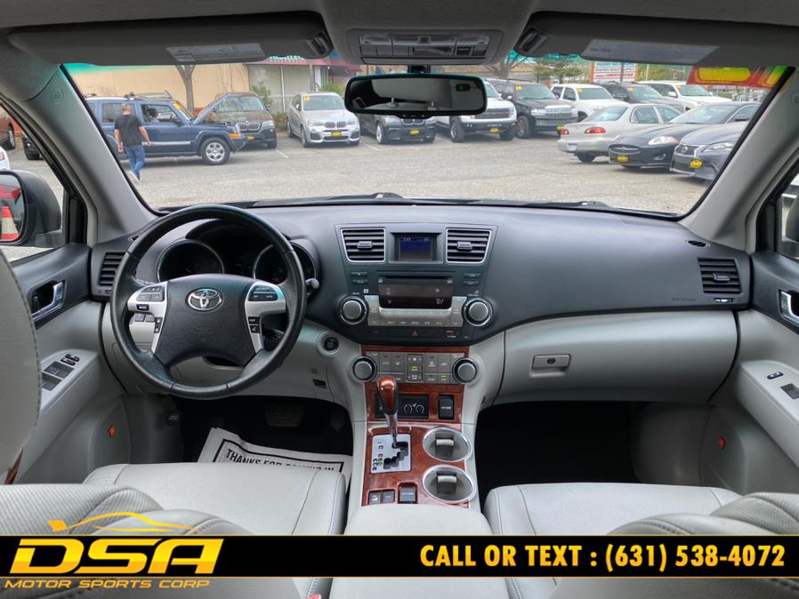 2012 Toyota Highlander 4WD 4dr V6 Limited (Natl), available for sale in Commack, New York | DSA Motor Sports Corp. Commack, New York 2012 Toyota Highlander 4WD 4dr V6 Limited (Natl), available for sale in Commack, New York | DSA Motor Sports Corp. Commack, New York