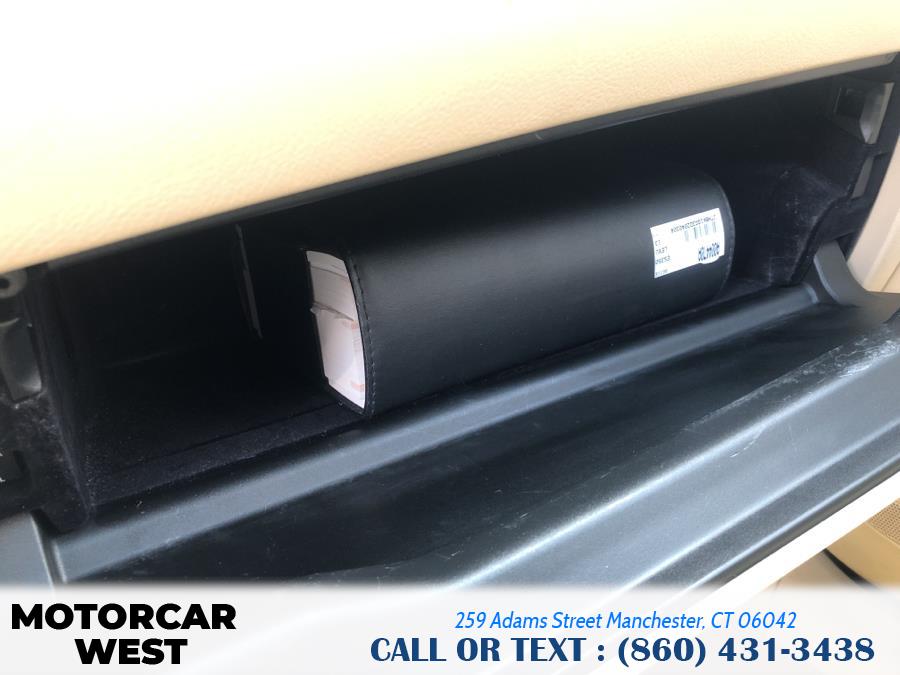 2013 Lexus ES 350 4dr Sdn, available for sale in Manchester, Connecticut | Motorcar West. Manchester, Connecticut 2013 Lexus ES 350 4dr Sdn, available for sale in Manchester, Connecticut | Motorcar West. Manchester, Connecticut