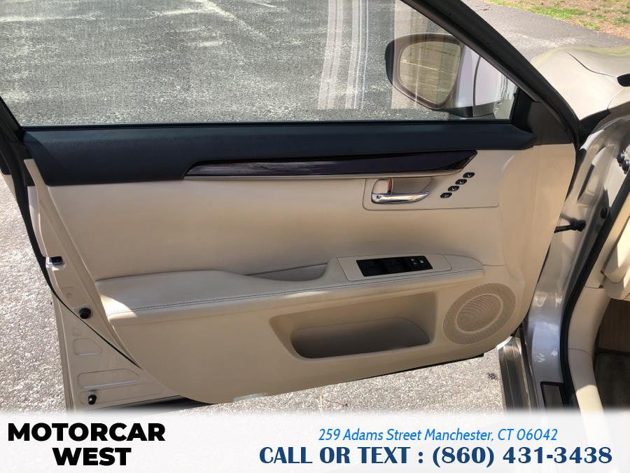 2013 Lexus ES 350 4dr Sdn, available for sale in Manchester, Connecticut | Motorcar West. Manchester, Connecticut 2013 Lexus ES 350 4dr Sdn, available for sale in Manchester, Connecticut | Motorcar West. Manchester, Connecticut