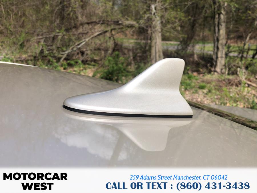 2013 Lexus ES 350 4dr Sdn, available for sale in Manchester, Connecticut | Motorcar West. Manchester, Connecticut 2013 Lexus ES 350 4dr Sdn, available for sale in Manchester, Connecticut | Motorcar West. Manchester, Connecticut