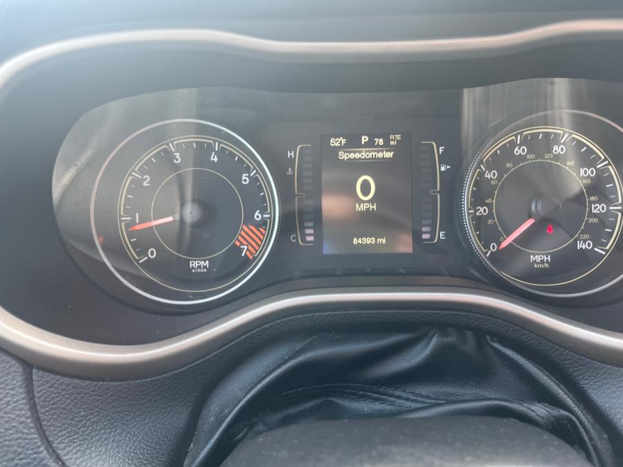2014 Jeep Cherokee Latitude. CLEAN CARFAX. LOW MILES!!!, available for sale in Elmont, New York | Sunrise of Elmont. Elmont, New York 2014 Jeep Cherokee Latitude. CLEAN CARFAX. LOW MILES!!!, available for sale in Elmont, New York | Sunrise of Elmont. Elmont, New York