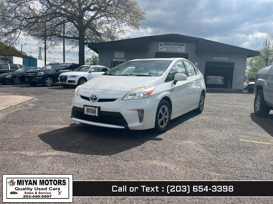 2012 Toyota Prius 5dr HB Two (Natl), available for sale in Meriden, Connecticut | Miyan Motors. Meriden, Connecticut