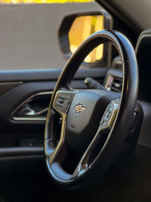 2021 Chevrolet Suburban 2WD 4dr LT, available for sale in Miami, Florida | 26 Motors Miami. Miami, Florida 2021 Chevrolet Suburban 2WD 4dr LT, available for sale in Miami, Florida | 26 Motors Miami. Miami, Florida
