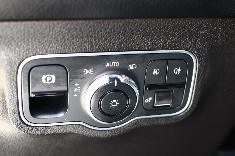 2021 Mercedes-Benz GLB GLB 250 4MATIC SUV, available for sale in Jamaica, New York | Hillside Auto Mall Inc.. Jamaica, New York 2021 Mercedes-Benz GLB GLB 250 4MATIC SUV, available for sale in Jamaica, New York | Hillside Auto Mall Inc.. Jamaica, New York