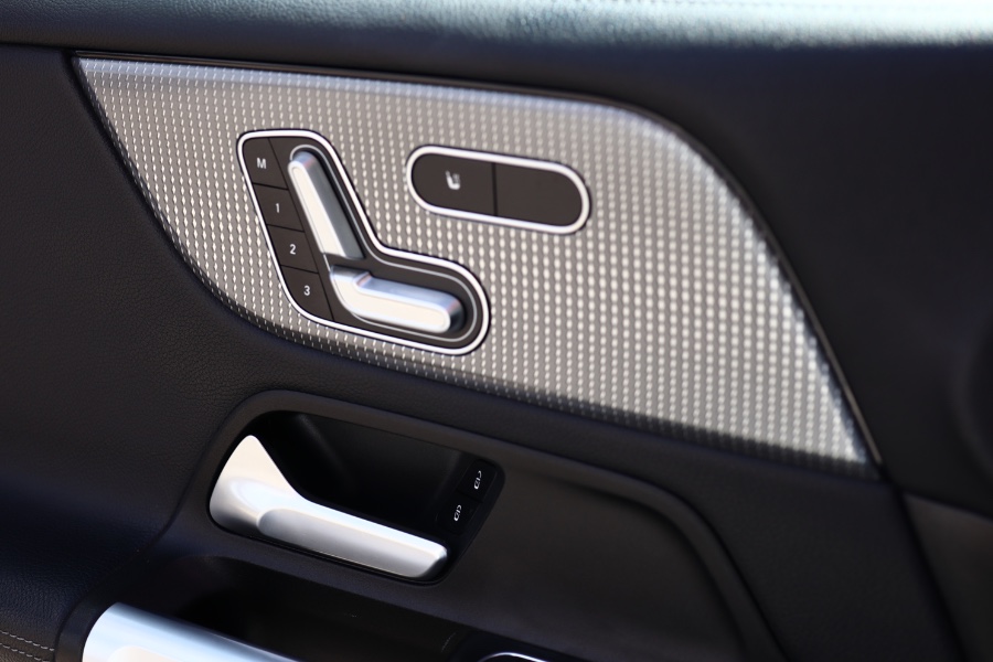 2021 Mercedes-Benz GLB GLB 250 4MATIC SUV, available for sale in Jamaica, New York | Hillside Auto Mall Inc.. Jamaica, New York 2021 Mercedes-Benz GLB GLB 250 4MATIC SUV, available for sale in Jamaica, New York | Hillside Auto Mall Inc.. Jamaica, New York