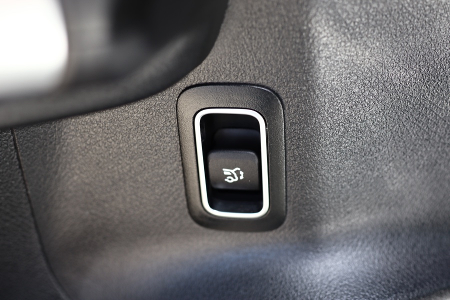 2021 Mercedes-Benz GLB GLB 250 4MATIC SUV, available for sale in Jamaica, New York | Hillside Auto Mall Inc.. Jamaica, New York 2021 Mercedes-Benz GLB GLB 250 4MATIC SUV, available for sale in Jamaica, New York | Hillside Auto Mall Inc.. Jamaica, New York