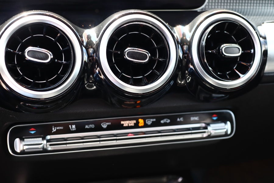 2021 Mercedes-Benz GLB GLB 250 4MATIC SUV, available for sale in Jamaica, New York | Hillside Auto Mall Inc.. Jamaica, New York 2021 Mercedes-Benz GLB GLB 250 4MATIC SUV, available for sale in Jamaica, New York | Hillside Auto Mall Inc.. Jamaica, New York
