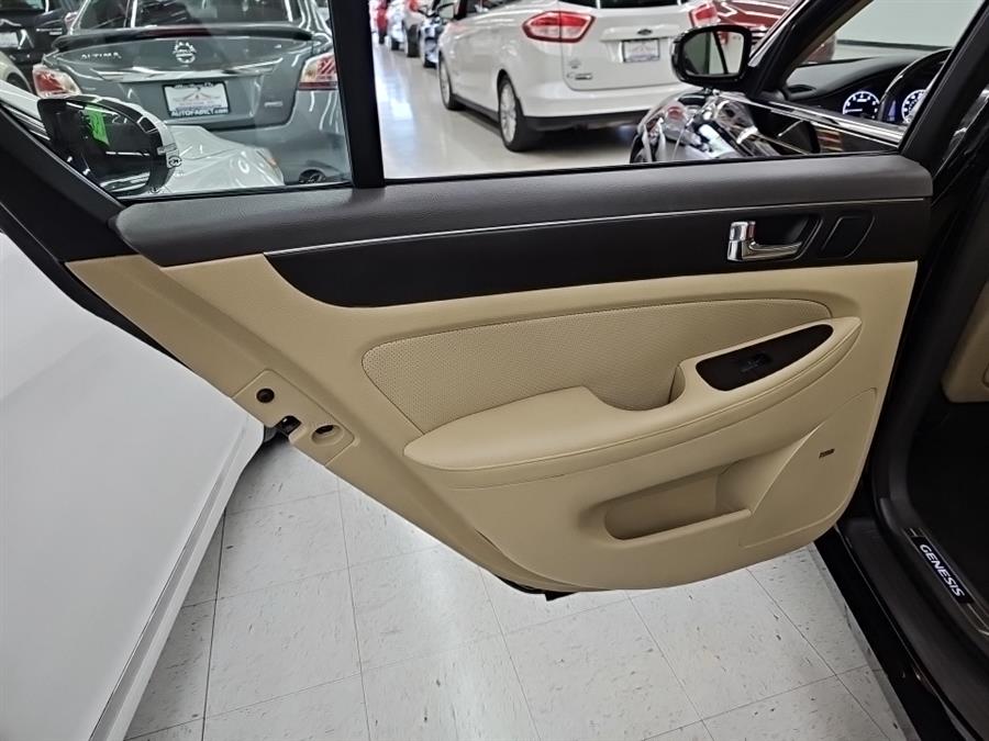 2011 Hyundai Genesis 4dr Sdn V8, available for sale in West Haven, Connecticut | Auto Fair Inc.. West Haven, Connecticut 2011 Hyundai Genesis 4dr Sdn V8, available for sale in West Haven, Connecticut | Auto Fair Inc.. West Haven, Connecticut