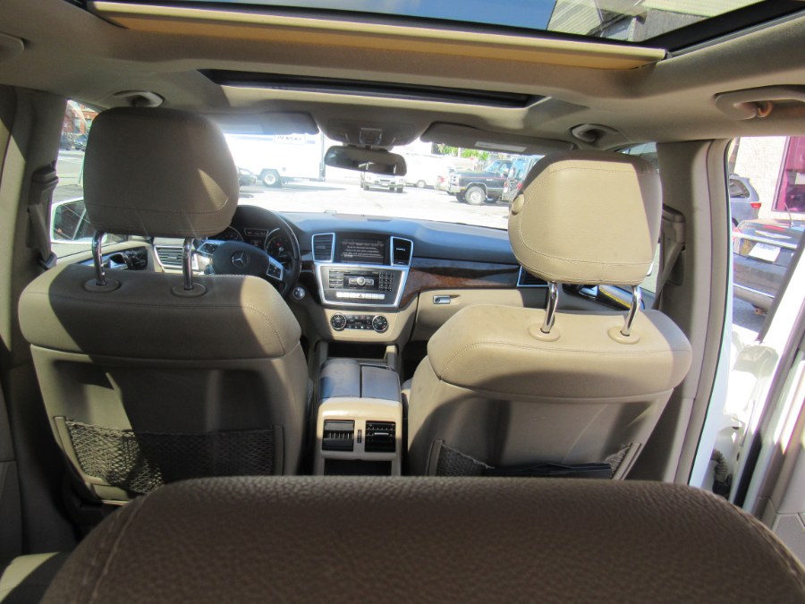 2013 Mercedes-Benz ML 350 BASE, available for sale in Worcester, Massachusetts | Hilario's Auto Sales Inc.. Worcester, Massachusetts 2013 Mercedes-Benz ML 350 BASE, available for sale in Worcester, Massachusetts | Hilario's Auto Sales Inc.. Worcester, Massachusetts