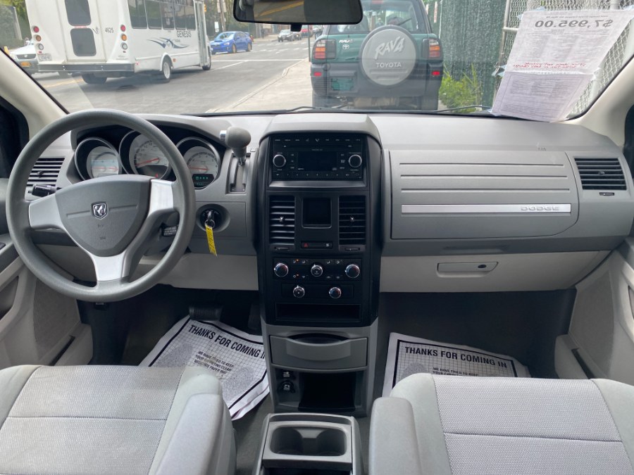 2008 Dodge Grand Caravan 4dr Wgn SE, available for sale in Middle Village, New York | Middle Village Motors . Middle Village, New York 2008 Dodge Grand Caravan 4dr Wgn SE, available for sale in Middle Village, New York | Middle Village Motors . Middle Village, New York
